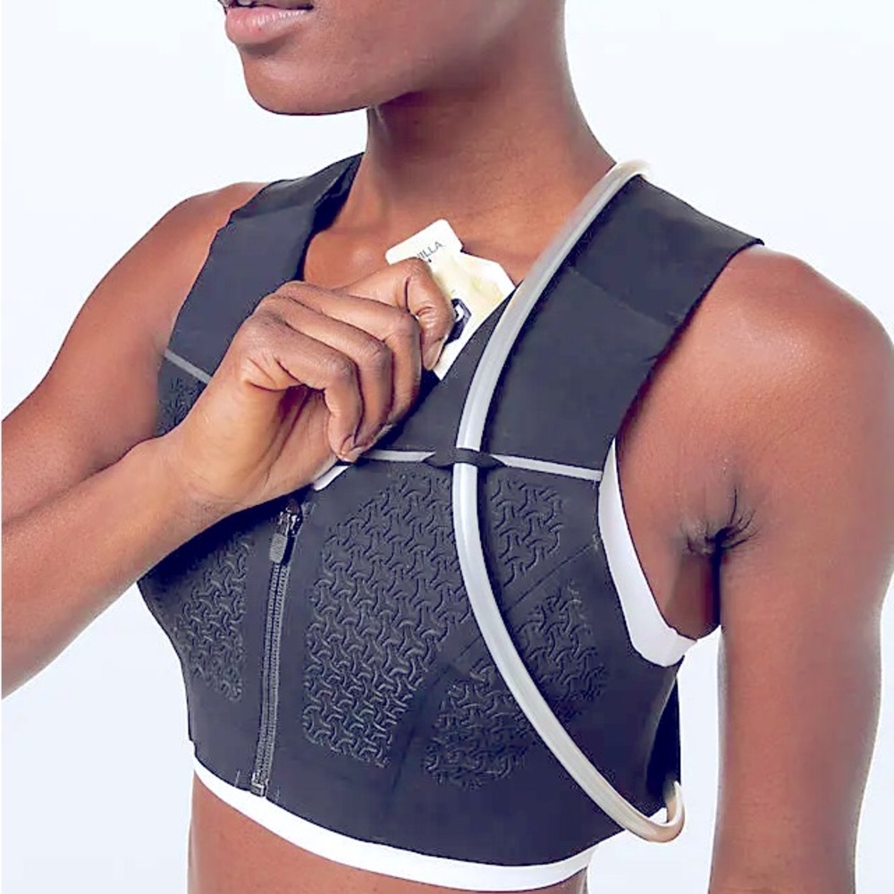 lululemon (L) Enlite Hydraffinity Vest - Picture 1 of 15